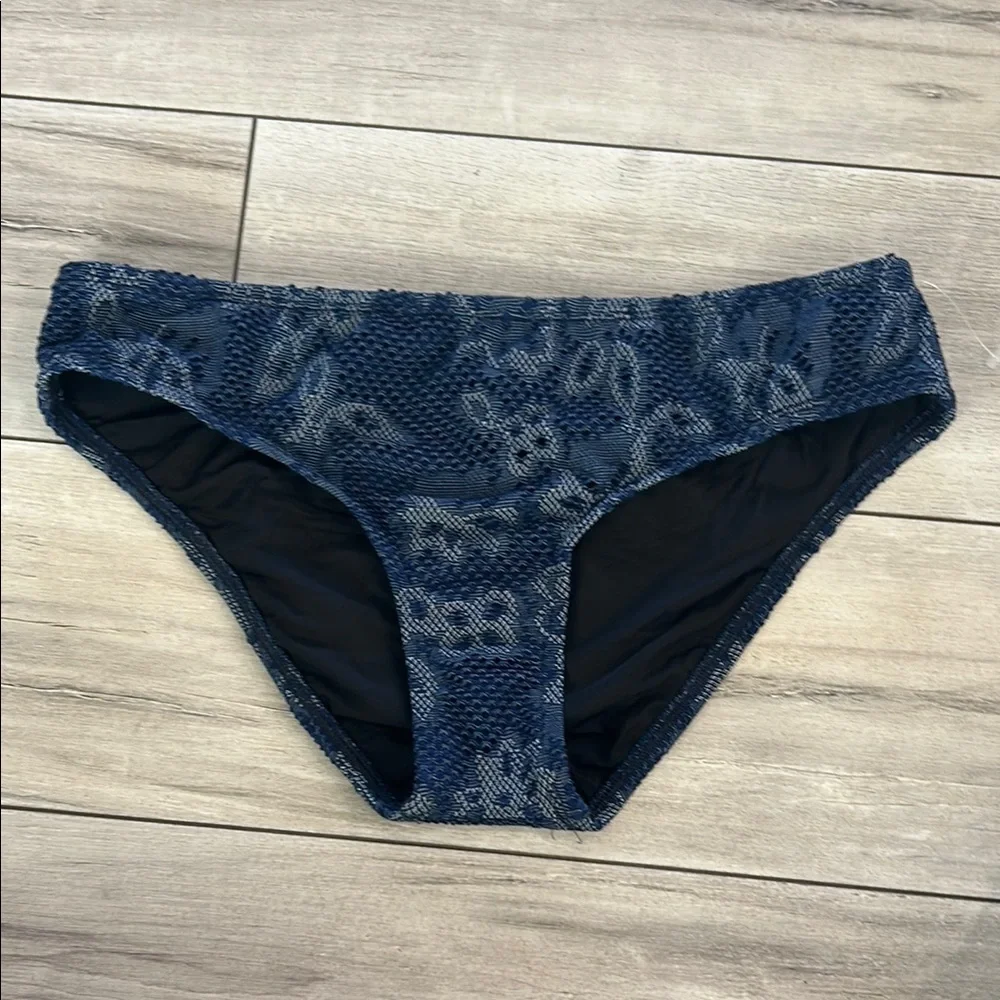 Athena Blue Lace bikini swim bottoms size 8 NWOT